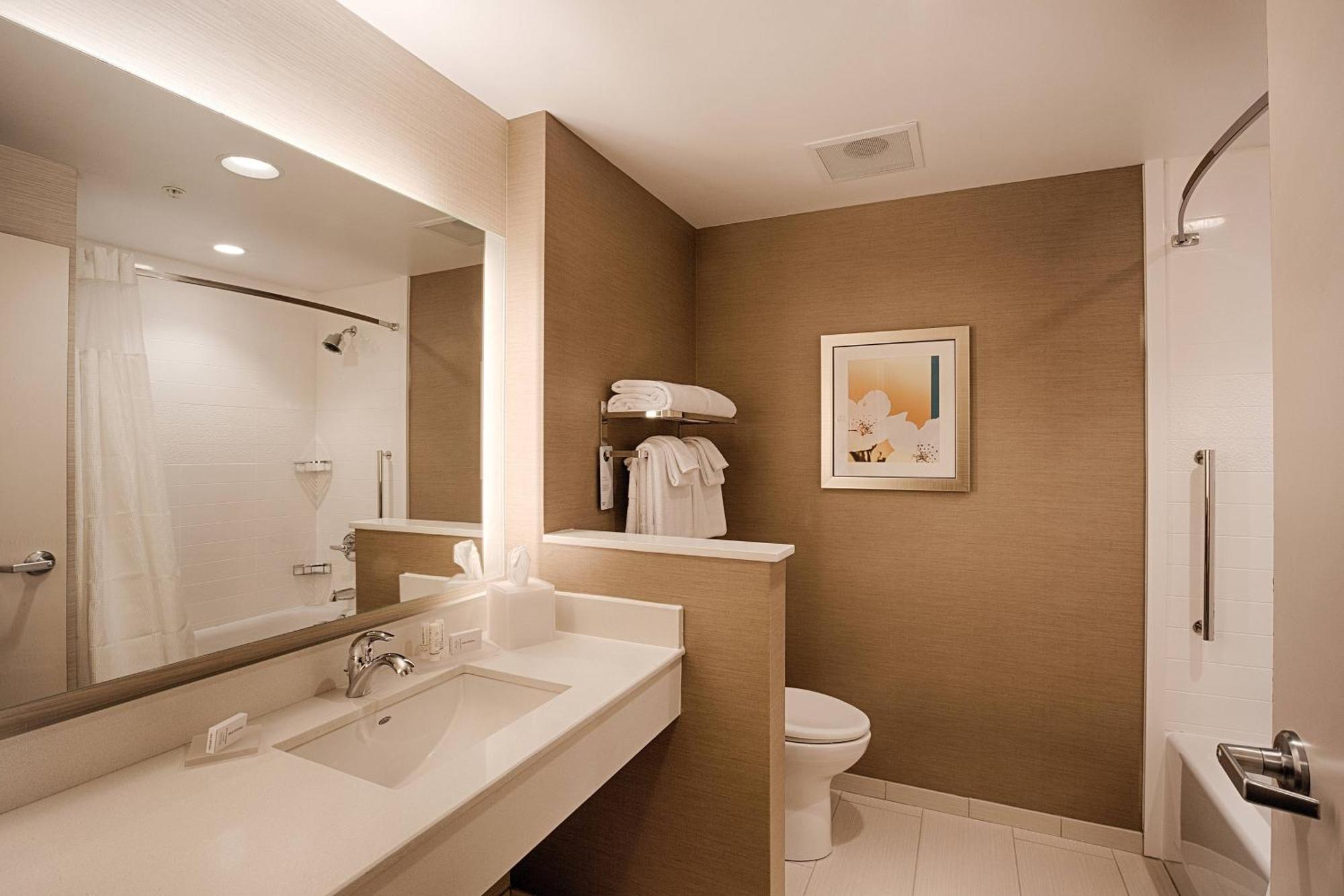 Fairfield Inn & Suites By Marriott Clearwater Beach Exterior foto